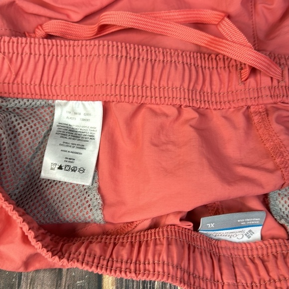 Columbia Coral Colored Athletic Shorts - Picture 7 of 11